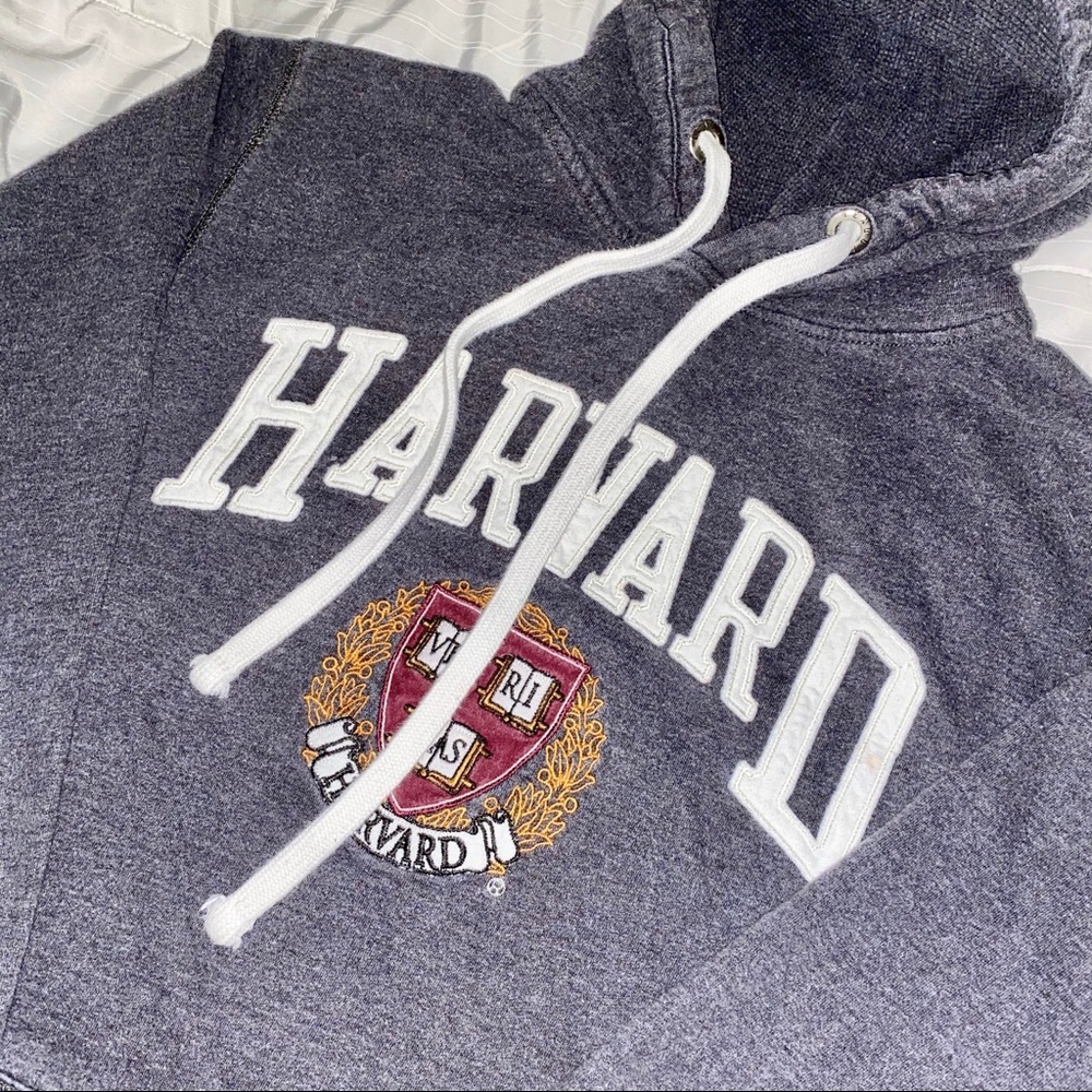 HARVARD HOODIE